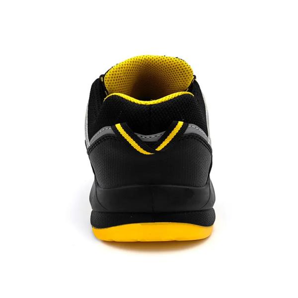 Breathable Industrial Safety Shoes Comfortable Non Slip Black Shoes For Work