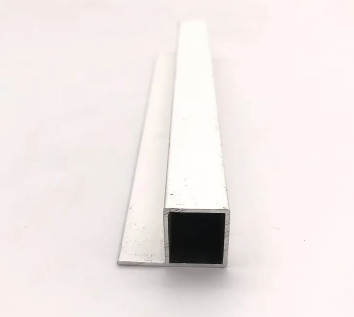 Extruded Square Tube Aluminum Pipe 50x50mm 3mm Wall Mill Finish For Fabrication