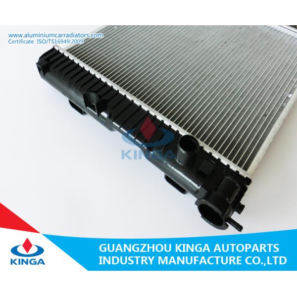 Mercedes Benz 207D / 209D / 307D Automobile Radiator Year 68 - 77
