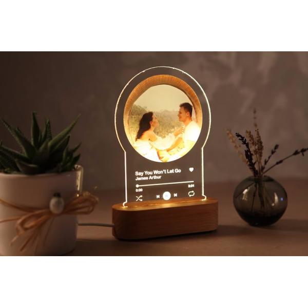 Un éclairage de nuit en bois avec votre photo cadeau romantique pour les couples cadeau pour son anniversaire cadeau pour lui mariage de fiançailles