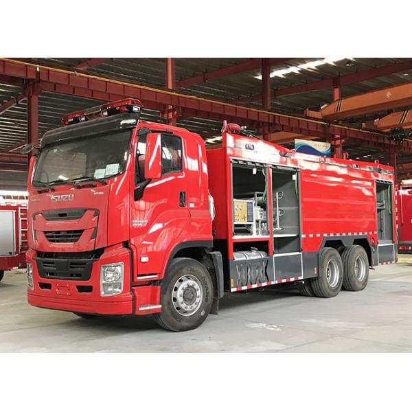 7Curb L Water Tank Capacity Brand New Euro 5 Fire Truck Ready For Firefighting Situation