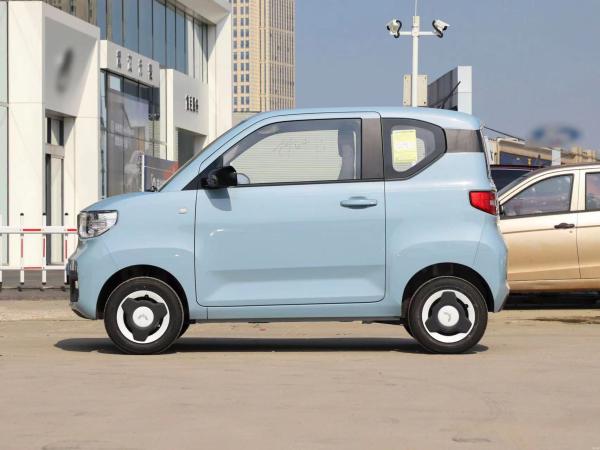 Hongguang MINIEV2022 Free Lithium Iron Phosphate Electric Car Battery High Speed Electric Car Electric Cars Made In China