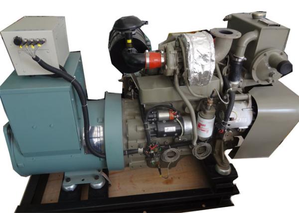 a água do mar do motor 30KW refrigerou o gerador diesel marinho 20KW a 150KW