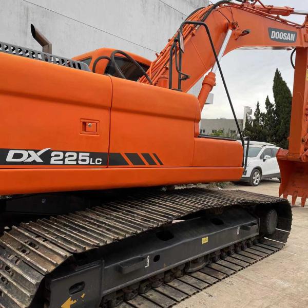 Оригинальный использованный экскаватор 22 тонны Гидравлический экскаватор Doosan DX220