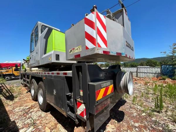 Used 2020 Zoomlion Ztc250A552 25T Truck Crane cheap Price for sale