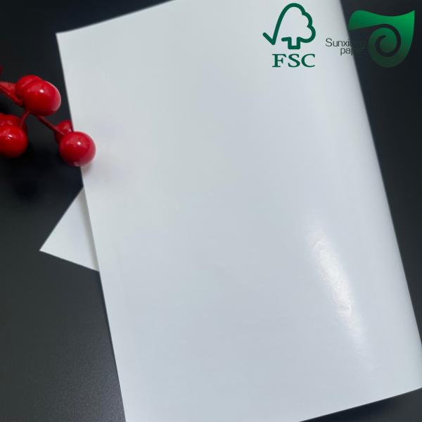 Papier photographique C2S revêtu de couche brillante à haute luminosité pour l'impression à jet d'encre