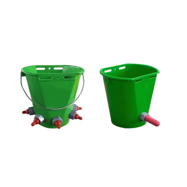 Кормление телят в ведро с сосками в ведро с сосками / молочный бар для кормления телят