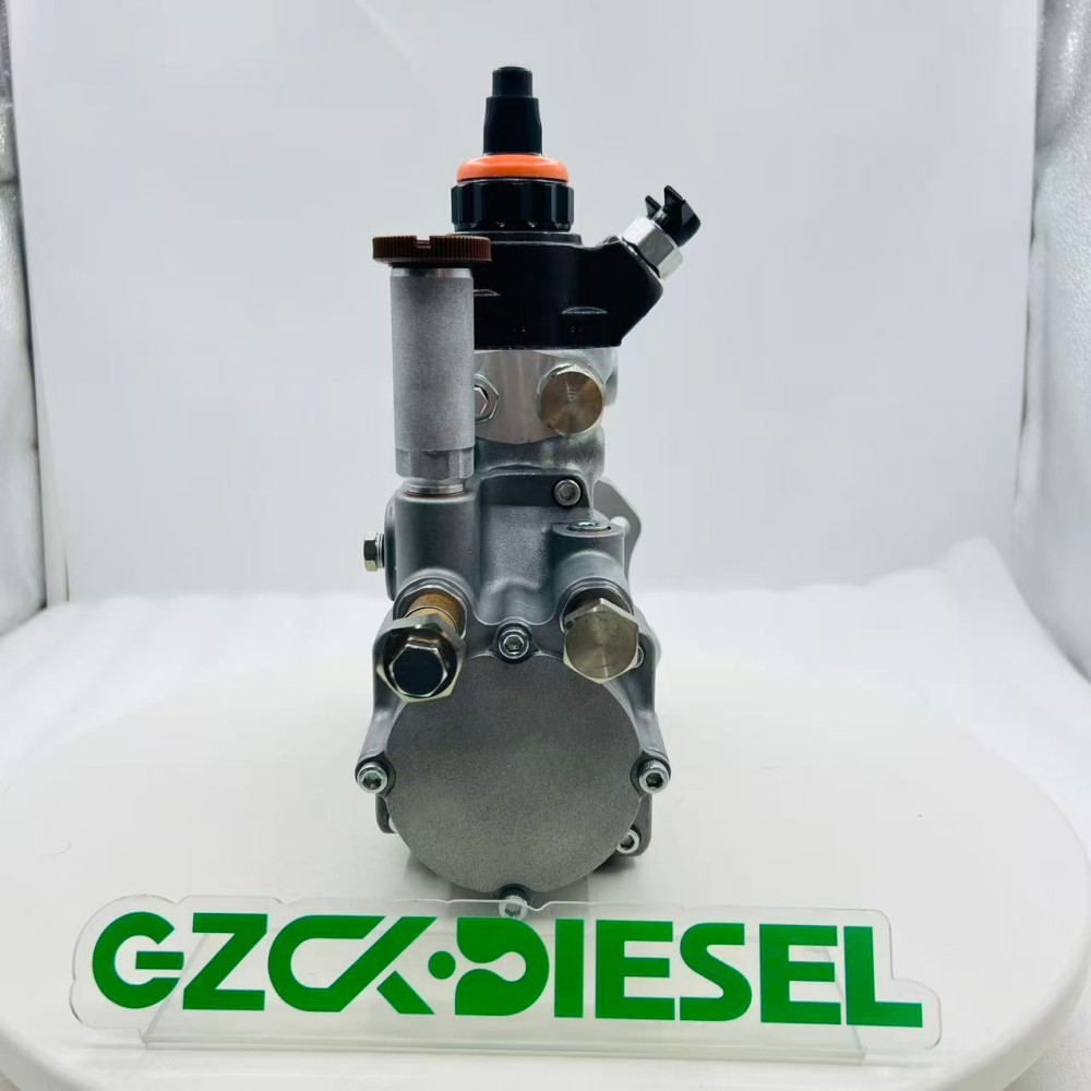 Fuel Injection Pump 094000-0450 6217-71-1131 for 6D104E SA6D140E-3 Engine