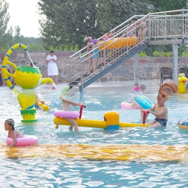 Fibra de vidro Apple Water Park Baldes Casa Para Crianças Parque Aquático
