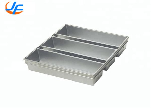 RK Bakeware China-Chicago Metallic 3 Straps Glazed Cinnamon Package Roll Pan