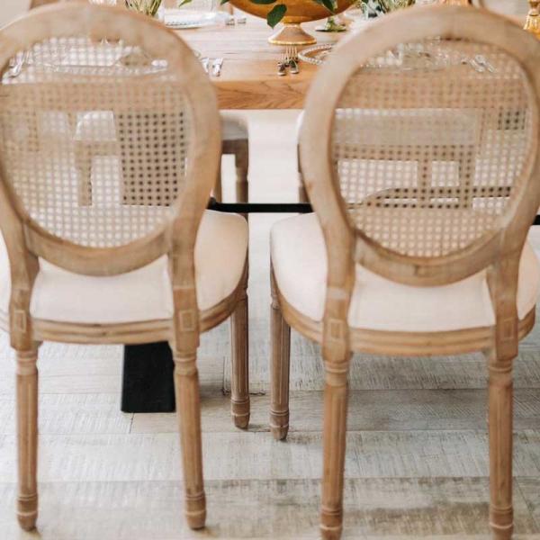 Círculo alugado Cane Back Wooden Louis de Hall Wedding Banquet Chairs For 50x55x91cm