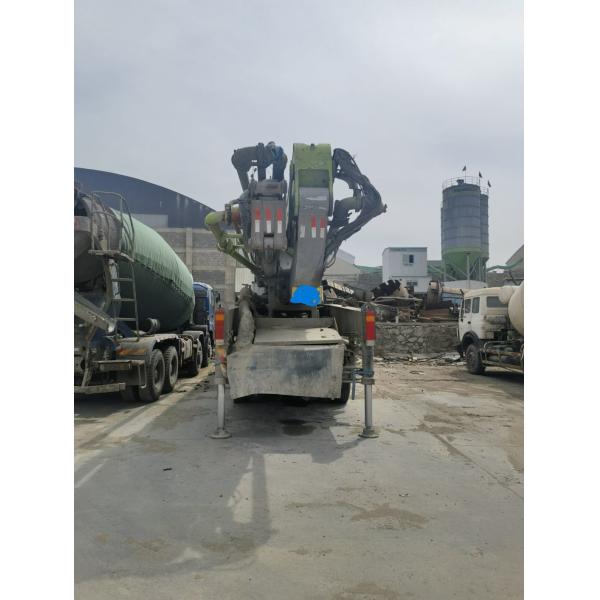 Zoomlion Industrial Concrete Mixer Pump Truck High Efficiency With Spare Parts