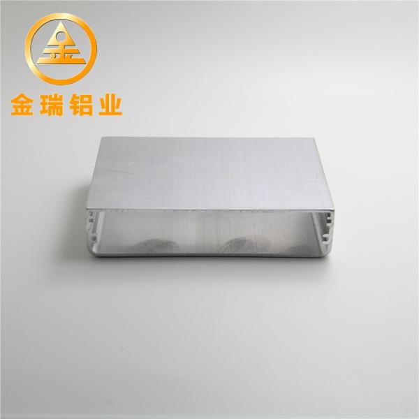 Protuberancia de aluminio modificada para requisitos particulares con pulido con chorro de arena y anodización