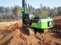 90 kN.m torcem uma profundidade Rig Water Well Hydraulic Piling de empilhamento giratório Rig Equipment KR90C de 32 m