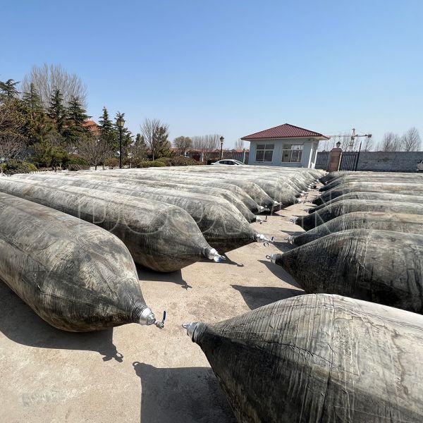 Bateau en caoutchouc d'airbag de bateau lançant des sacs de levage pneumatiques