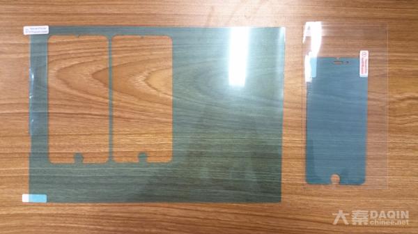 Air Cooling Screen Protector Laser Cutting Machine with High Cutting Accuracy and Cooling Model Circulating Water Cooling