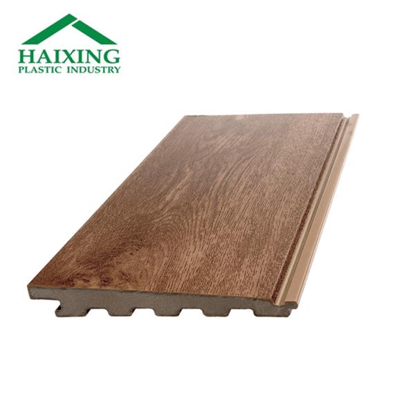 Técnica de extrusión PVC/WPC Panel de pared de plástico de madera exterior que cubre estilo de diseño contemporáneo
