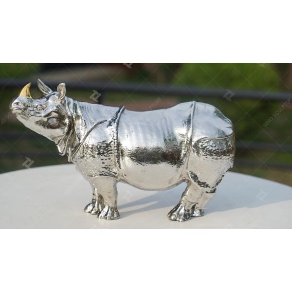 Маленькая скульптура из нержавеющей стали с животным ходячим носорогом для коллекции