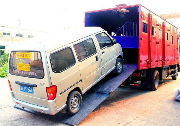 Steel Platform Hydraulic Tail Lift For Truck Van 12V 2KW