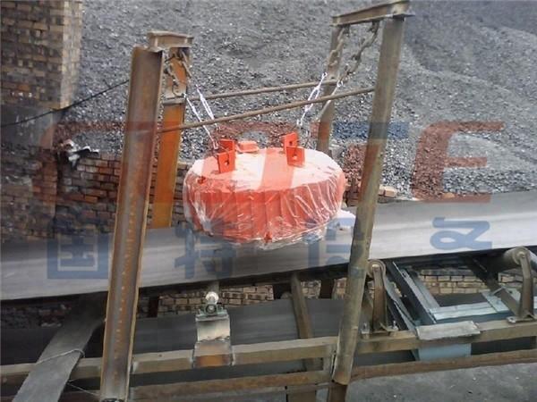 Sistema de refrigeração de óleo de campo magnético elevado Separador eletromagnético para remoção de ferro