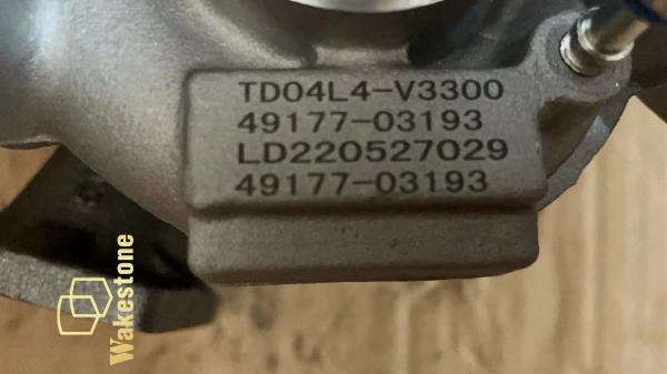 Turbocompressor 49177-03193 para Kubota V3300 Partes de motores de escavadeira
