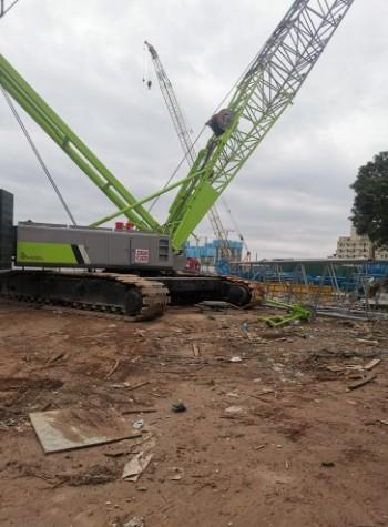 Good Condition Zoomlion 260T Used Crawler Crane QUY260 Energy Efficiency