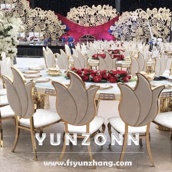 Latest Styole Maple Leaf Shape Queen Bridal Royal Chair King Throne Wedding