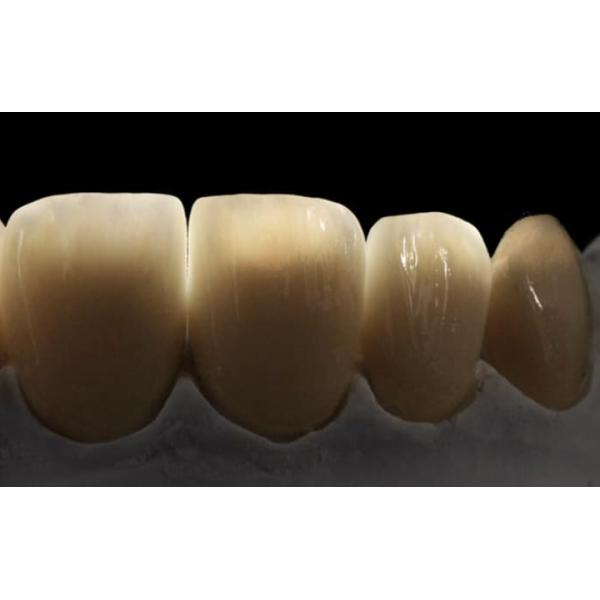 1250HV 1200 Mpa 3D Pro Zirconia Disc 57% Transmittance Multilayer B2 D98*16mm