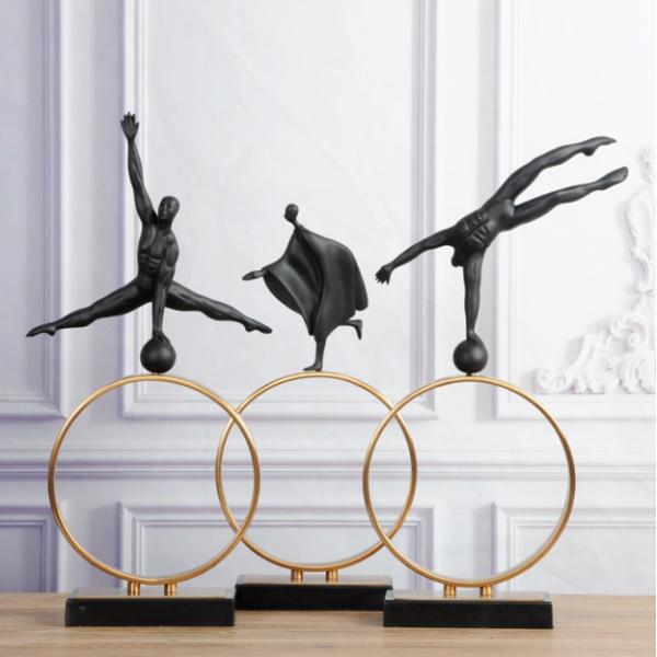 Custom Unique Gold Metal with Black Art Sports People Decorative Tabletop Crafts