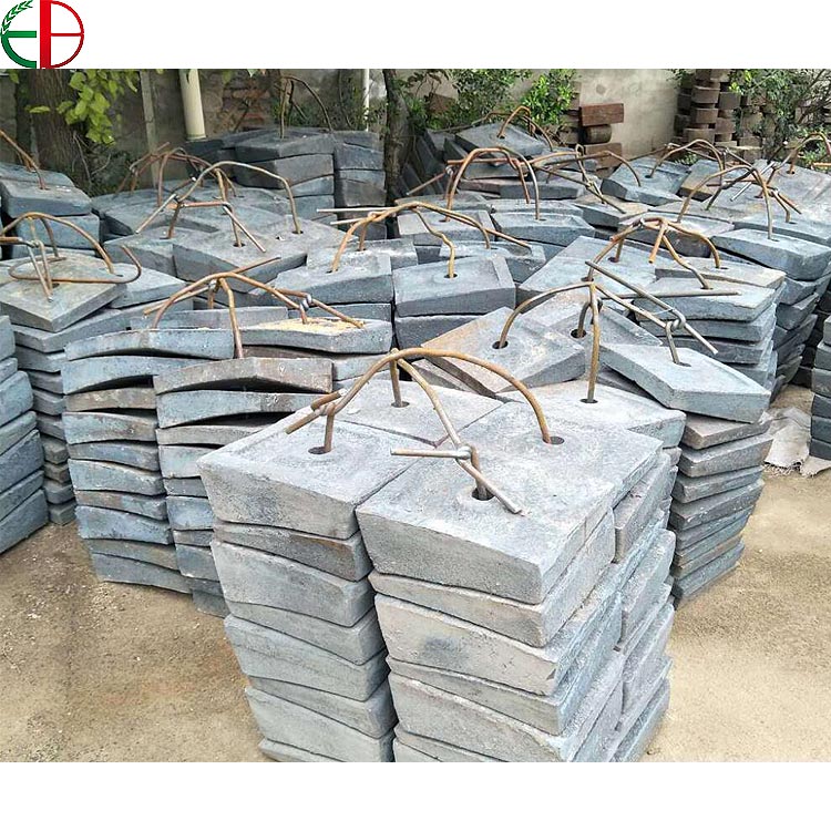 Cr-Mo Alloy Casting Mill Liners for SAG Mill Sand Cast Process EB Brand Customizable Dimensions HRC50 Hardness ISO 9001:2018