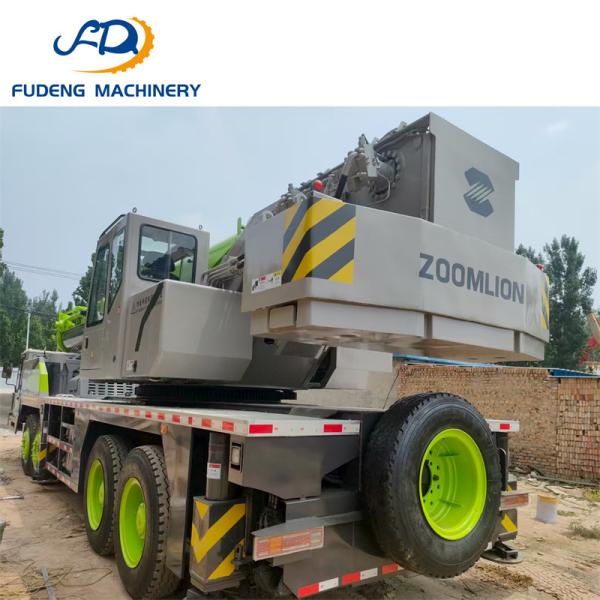 High-efficiency Used Zoomlion 70 Ton Crane with 42m Boom Crane for Heavy Lifting