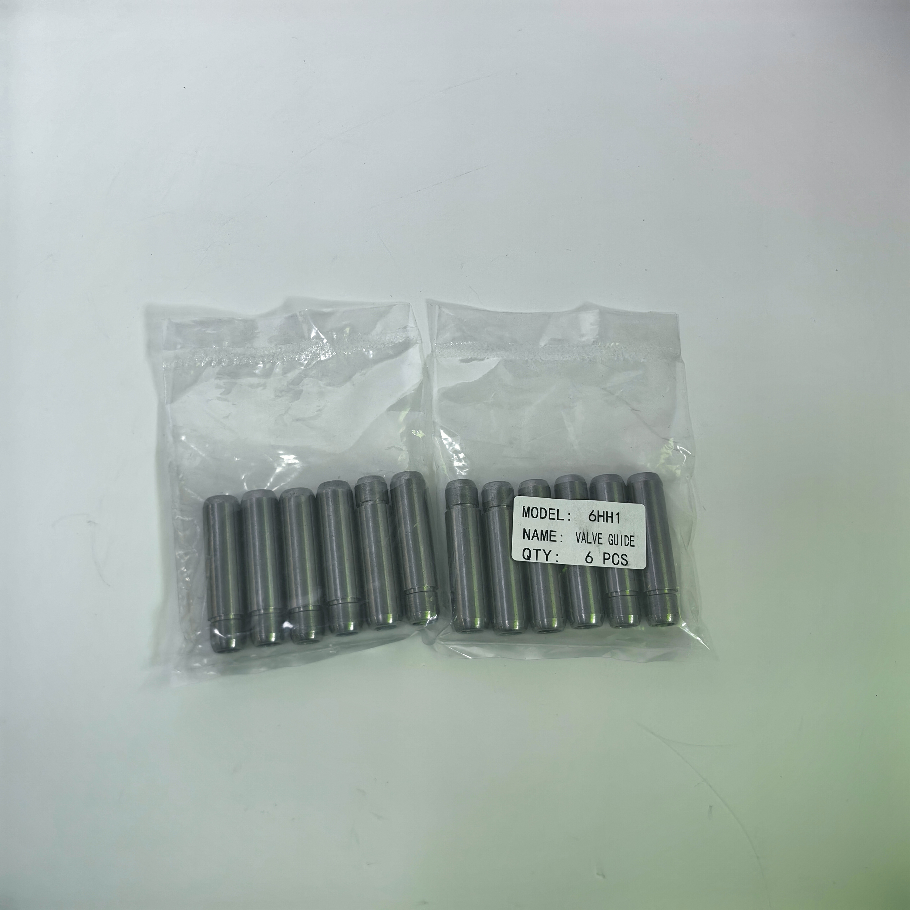6HH1 Valve Guide For Isuzu Diesel Engine Valve Guide Sleeve
