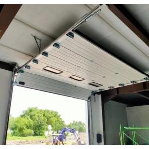 современный дизайн секционный промышленный 50mm~80mm Толщина Изолированная секционная гаражная дверь, коммерческая секционная дверь