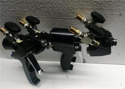 Double Piston Polyurea Spray Gun Small Size With Manual Switch Valve