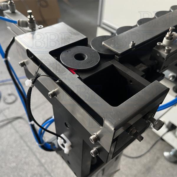 PLC Шаг кормильца Большая емкость постоянной скорости орехов кормление машины