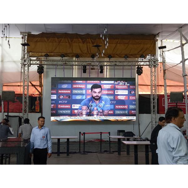 40000 Pixels/㎡ 1920Hz SMD3535 P5 Outdoor Rental LED Display