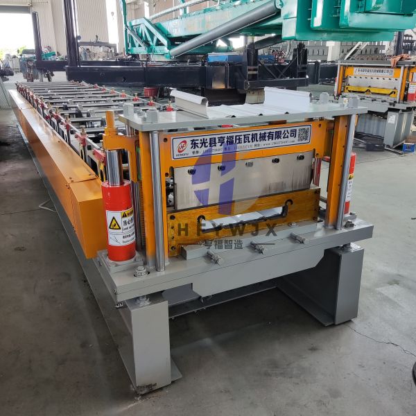 Heavy Duty 430 Standing Seam Metal Roof Machine 600mm Feeding Width 14 Row Molding