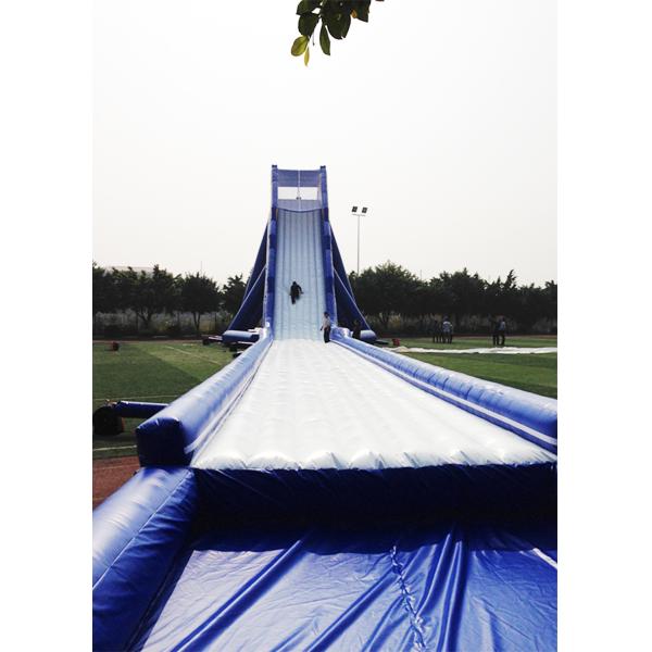 Скольжения воды крупного плана Satety голубого прочного взрослого гигантского раздувного скольжения большие