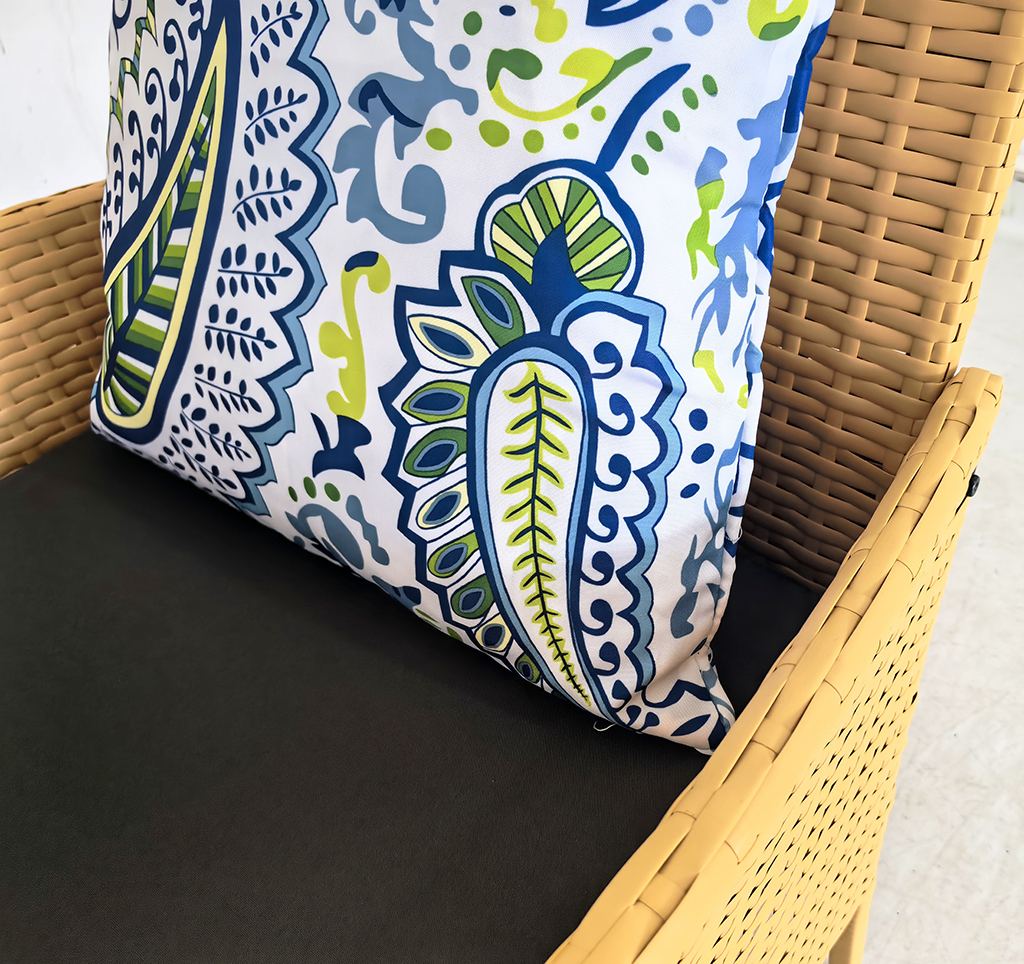 Wholesale 3 Piece Set with Cushions Poly Rattan Fresco Dining or Lounging in the Garden Small Size Table and Chairs