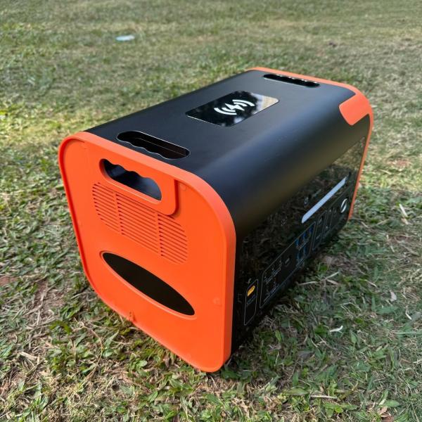 Outdoor Energy Storage LiFePO4 Solar Panel Portable Camping 2200WUPS Emergency Power Station