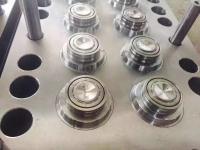 Machine automatique de moulage par injection de chapeau d'huile/24 cavités avec la machine agrandie de circuit hydraulique/moulage par injection