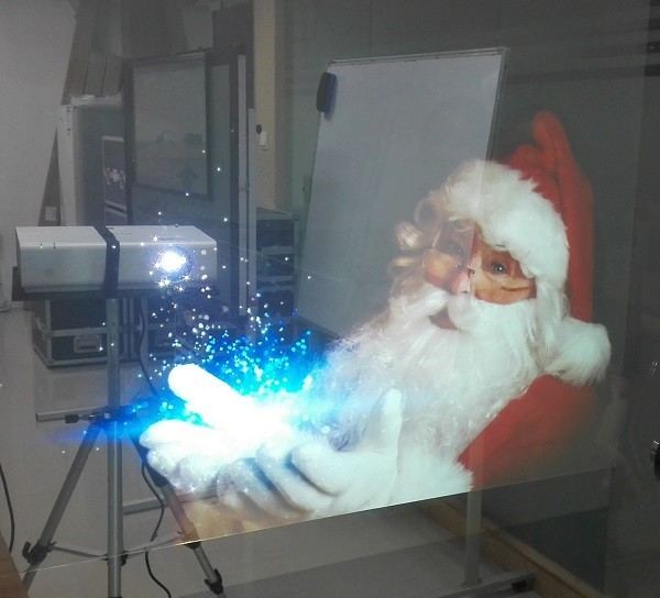 3D Transparent Holographic Projection Film 45° Angle High Light Transmittance For Shop Window Display Advertising