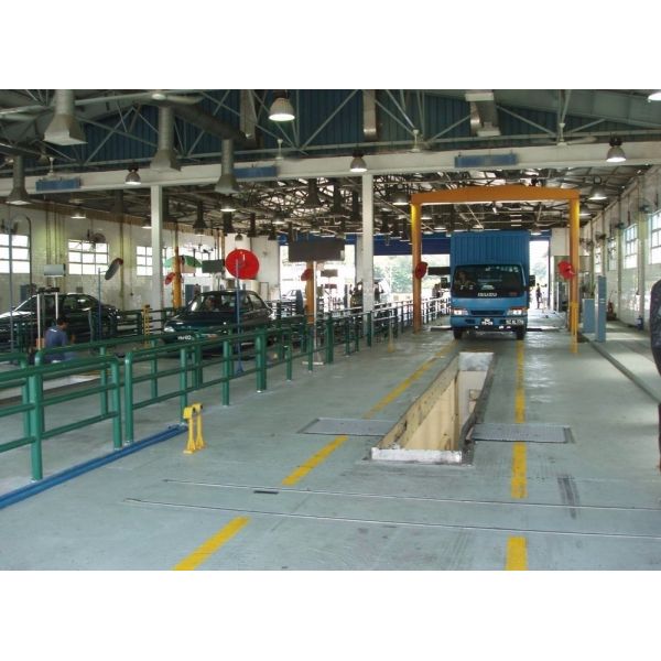 2.2KW Working Pattern Vehicle Play Detector for Trunks and Cars Hydraulic Pressure Drive