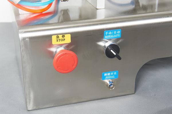 Restaurant Industrial Filling Machine Horizontal Pneumatic Liquid Paste Filling Machine