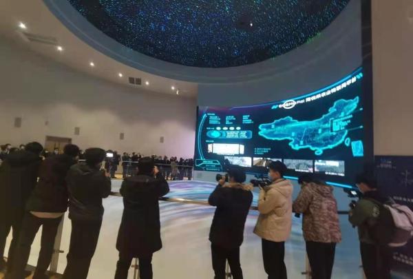 HD Full Color Indoor LED Display Screen 1000 Nits Rubber Advertising Video Wall