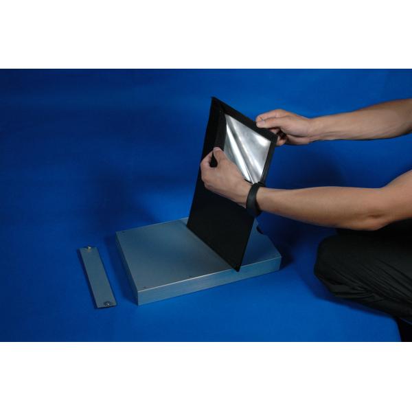 G013 BTZB-I Dust footprint protecting box