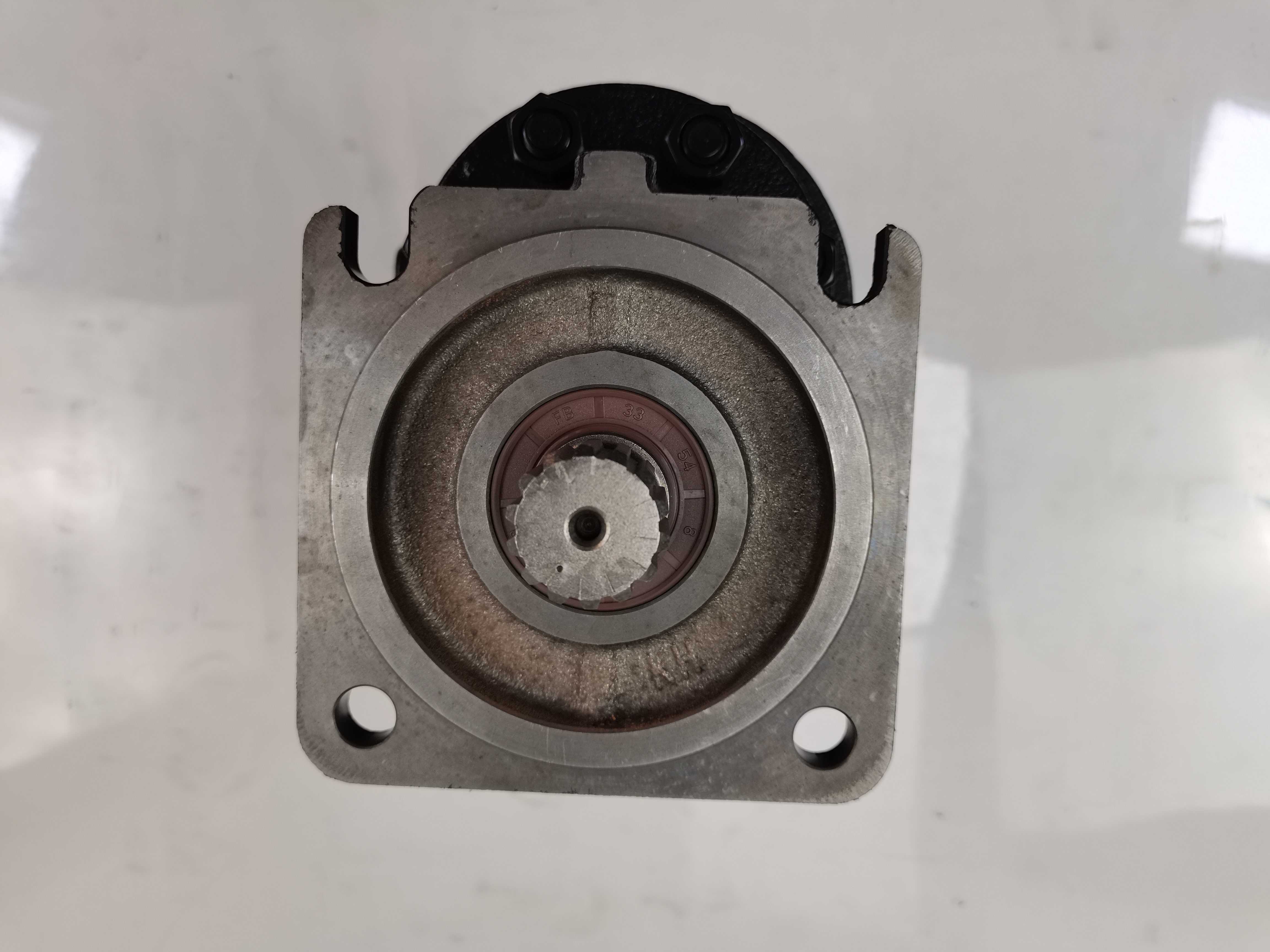 Hydraulic Gear Pump Komatsu Kawasaki Pump 44093-61560 Hydraulic Motor Cast Iron Aluminum alloy Oil Pump Heavy Machinery Power Source Hydraulic Spare Parts