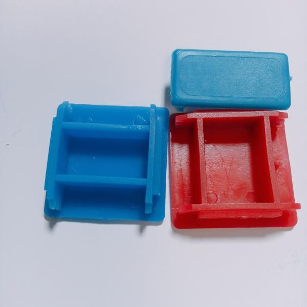C deu forma ao tampão de extremidade de aço POM Plastic Plug Hybrid Materials do canal do suporte da tampa
