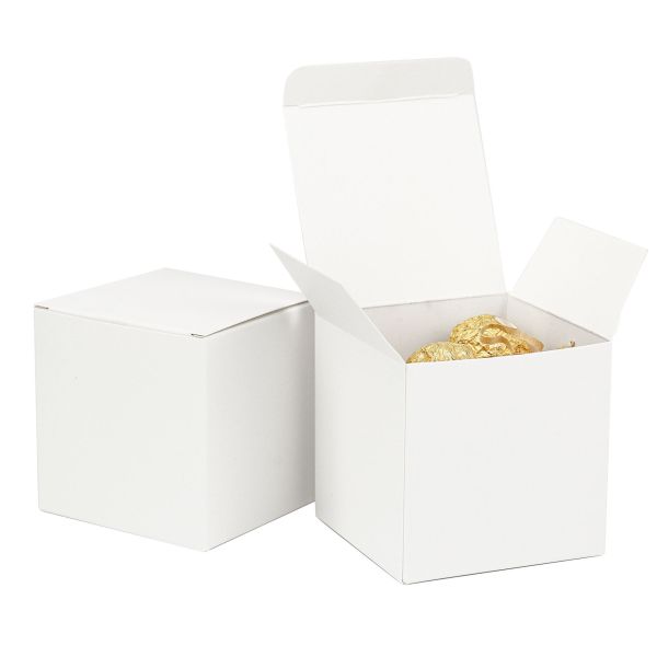 Premium Gift Box Set Small Flip Top White Cardstock Luxury Candy Boxes Gold Foil Accent Party Favors Event Souvenirs