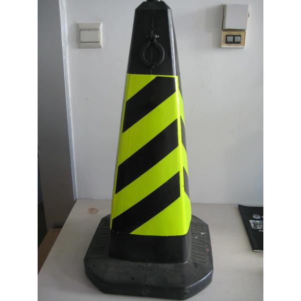 Traffic Barrier Plastic Injection Molding Machine Steable And High Rigidity